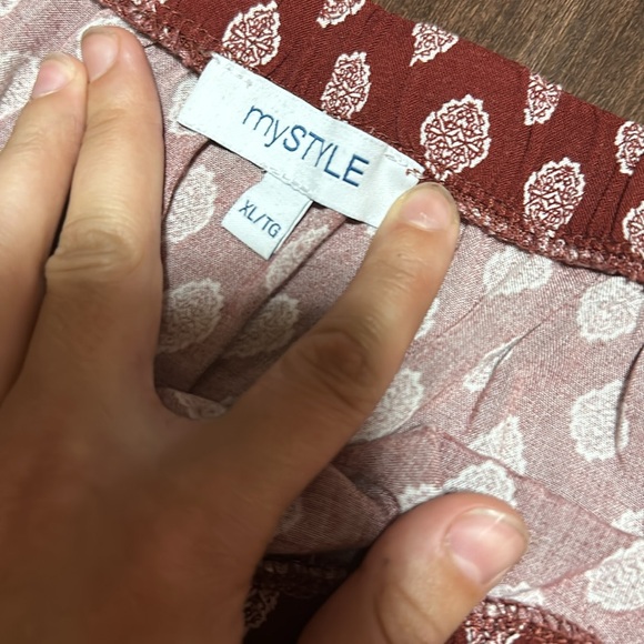 🆕 NWOT RED strapless romper - Picture 4 of 10